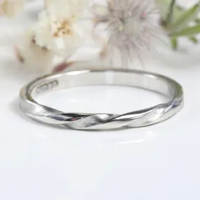 18ct White Gold Triple Twist Wedding Ring (Size L, Resize G-L 1/2)