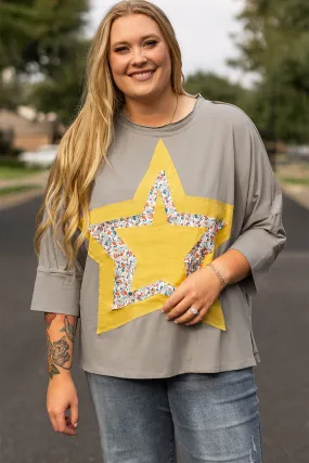 Floral Star Patched Pattern Plus Size Top