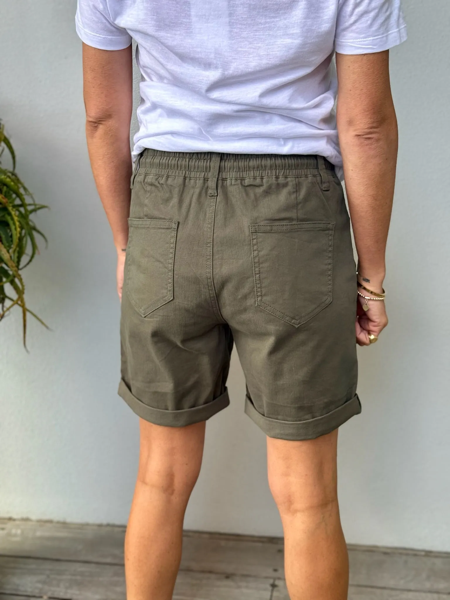 Hadley Shorts - Khaki