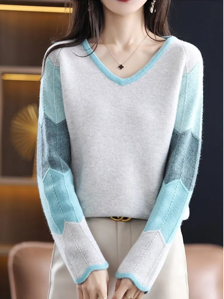 Jenna Woman Loose Knitted V Neck Sweater