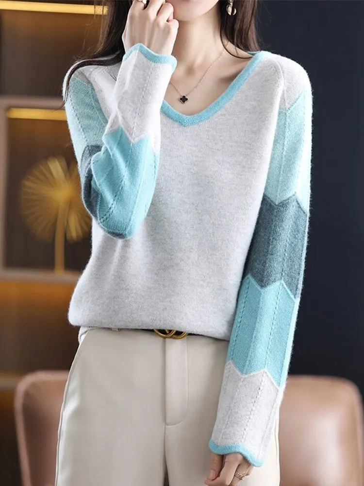 Jenna Woman Loose Knitted V Neck Sweater