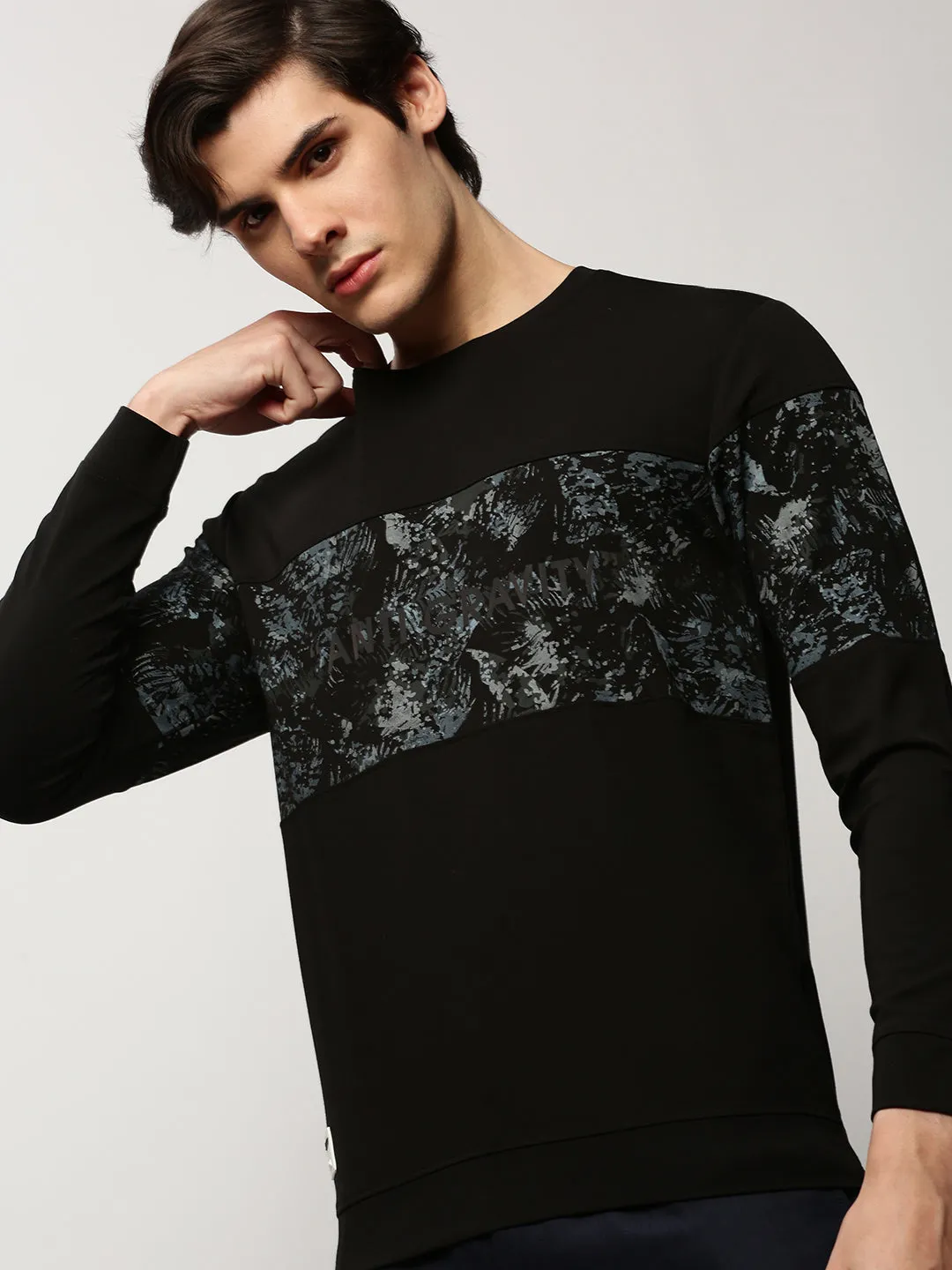 Men Black Printed Casual Sweatshirts