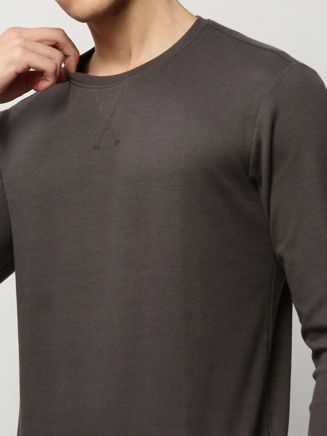 Men Grey Solid Casual Sweatshirts