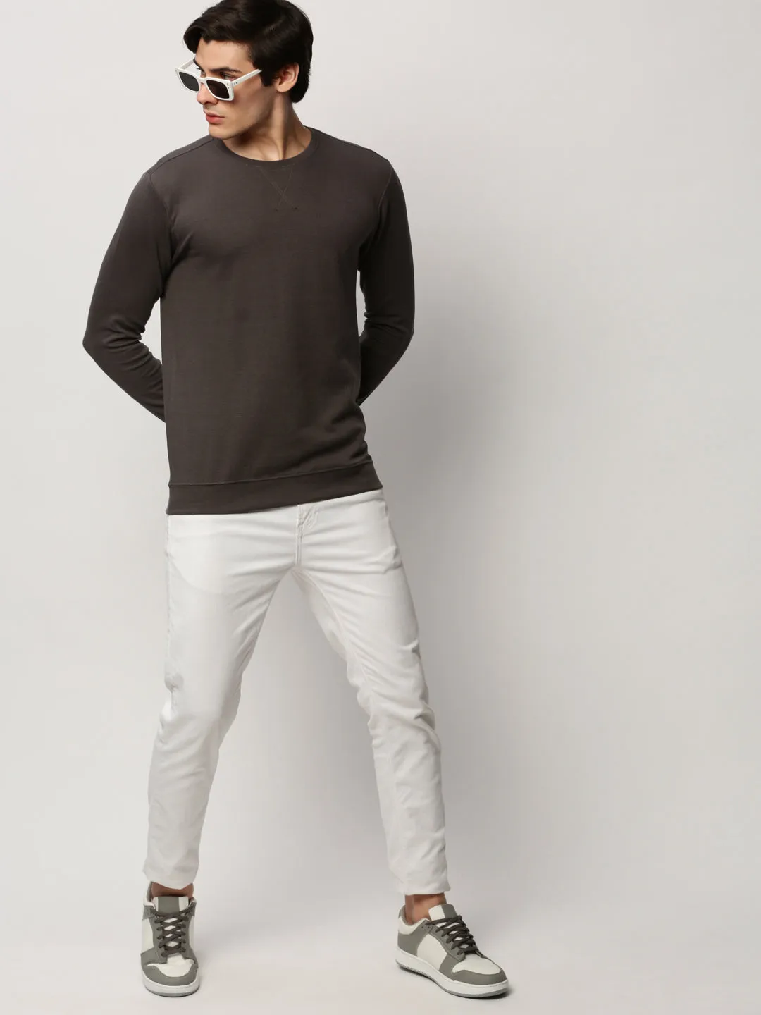 Men Grey Solid Casual Sweatshirts