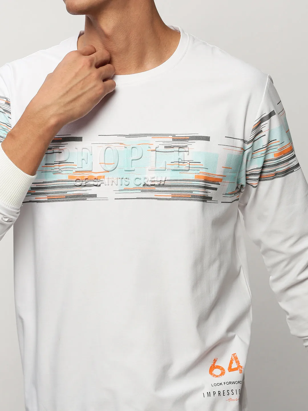 Men White Graphics Casual Sweatshirts