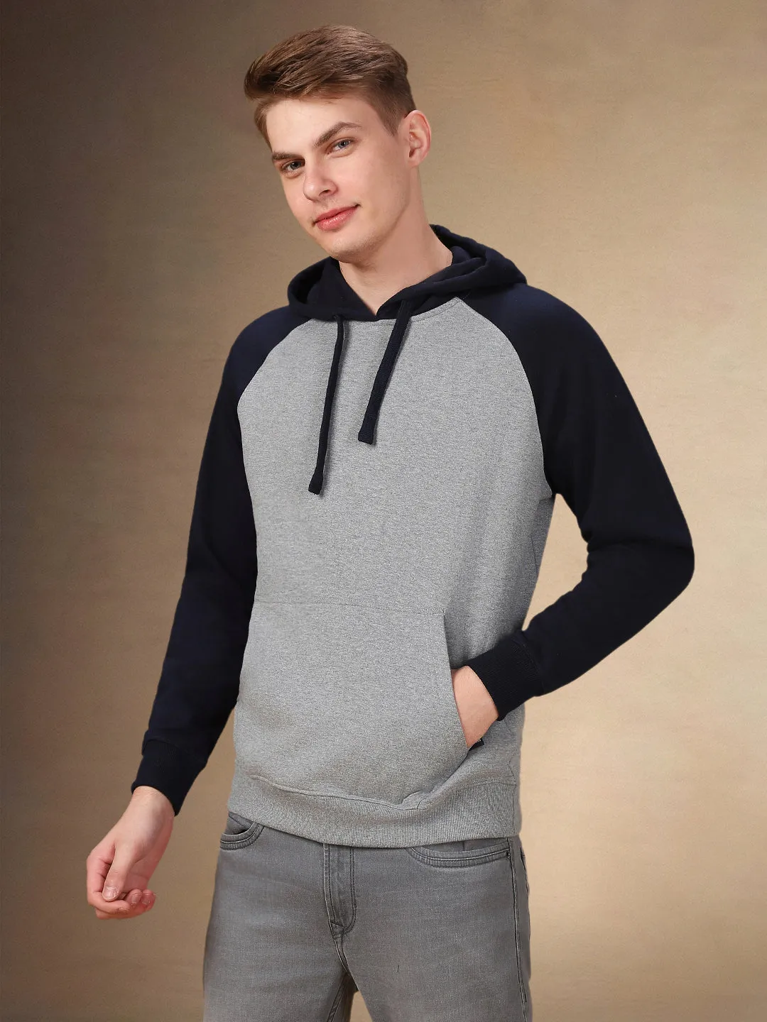 Men's Colorblocked Hooded Full Sleeves Regular Fit Hoodie