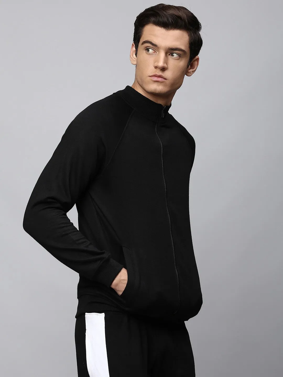 Mens Long-Sleeve Sweatshirt - Lightweight Casual Winterwear  (Black)