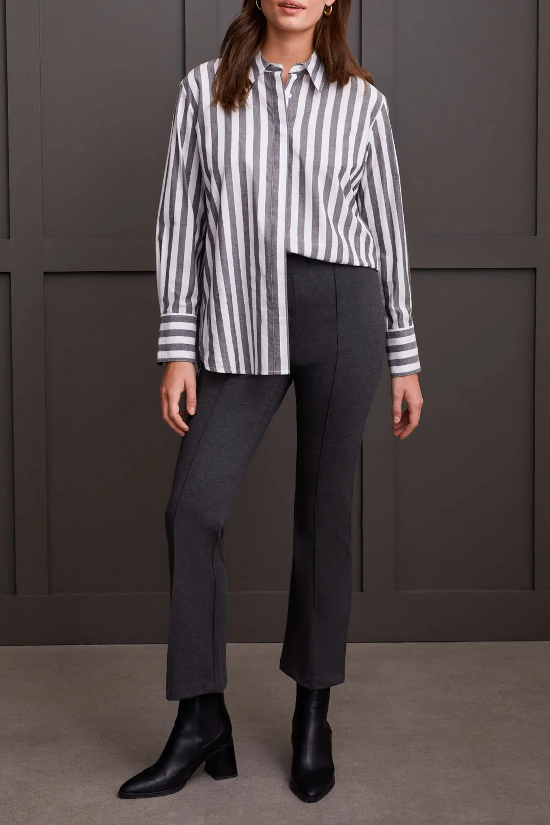 Signature Ponte Pull On Pant